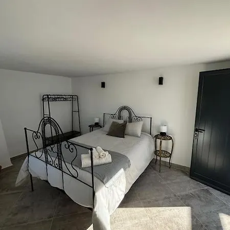 Quinta Por Do Sol * Quelfes